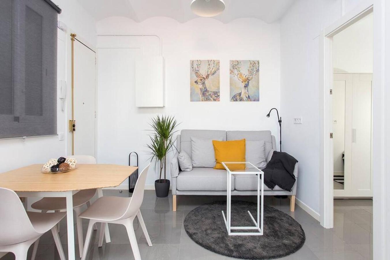 Cozy And Quiet In Trendy Sants Appartement *